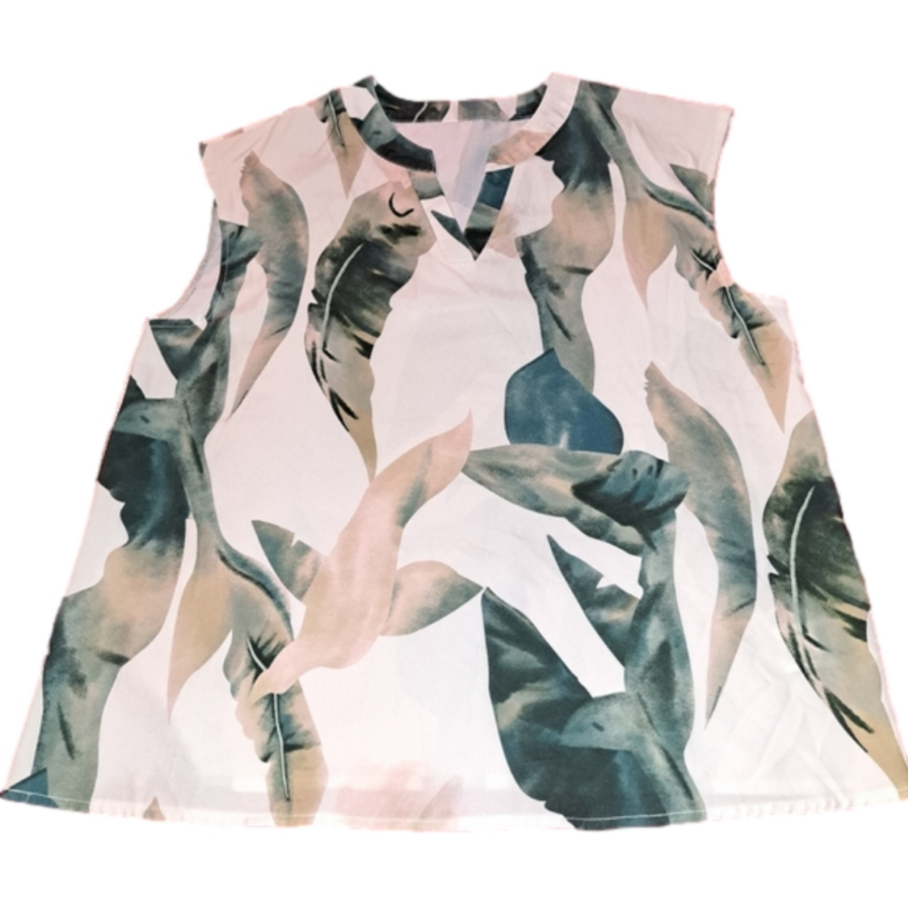 Women's sz L Shein sleeveless blouse. Like new condition.